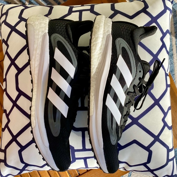 Men’s Adidas Solar Glide 4 trail running shoes. - Picture 3 of 7